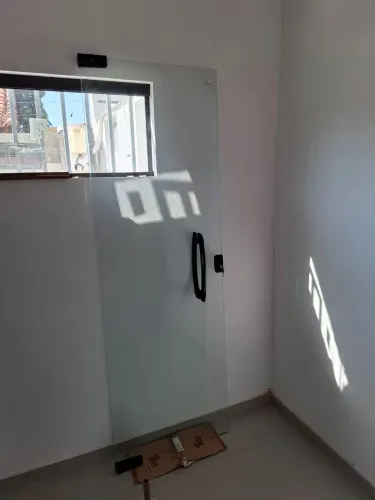 Porta de vido perfeito estado 