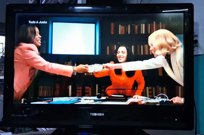 Tv LCD 32 polegadas Toshiba