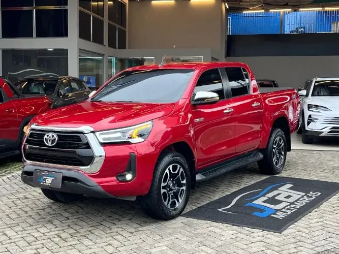 Toyota Hilux CD SRV 4X4 2.8 TDI Diesel Aut. 2022