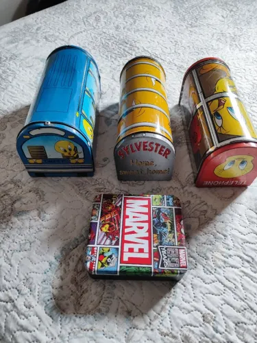 Latas vintage 1999
