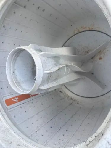 Máquina para retirada de peças