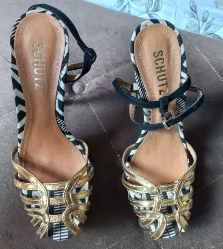 Sandália original Schutz é n° 35