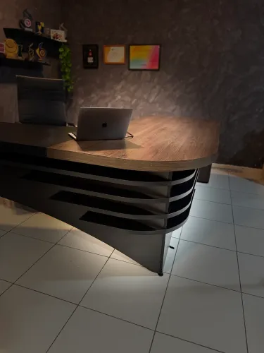 Mesa de Luxo para escritório 