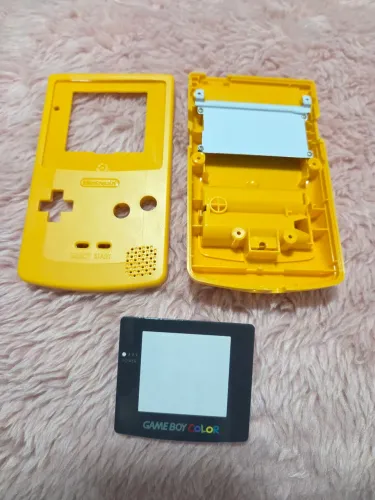 Carcaça Game Boy Color amarelo completa
