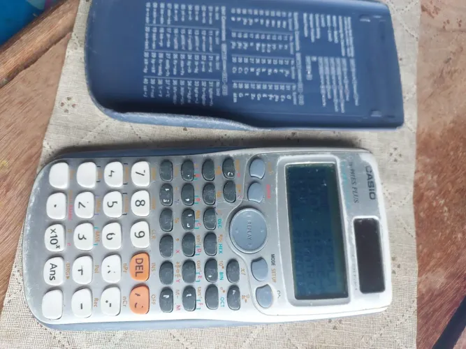 Calculadora CASIO cientifica fx991ES