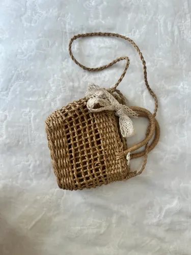 Bolsa simples de palha