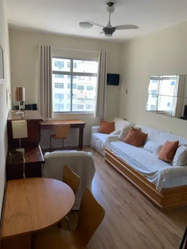 Quadra da praia de Icaraí - apartamento temporada 