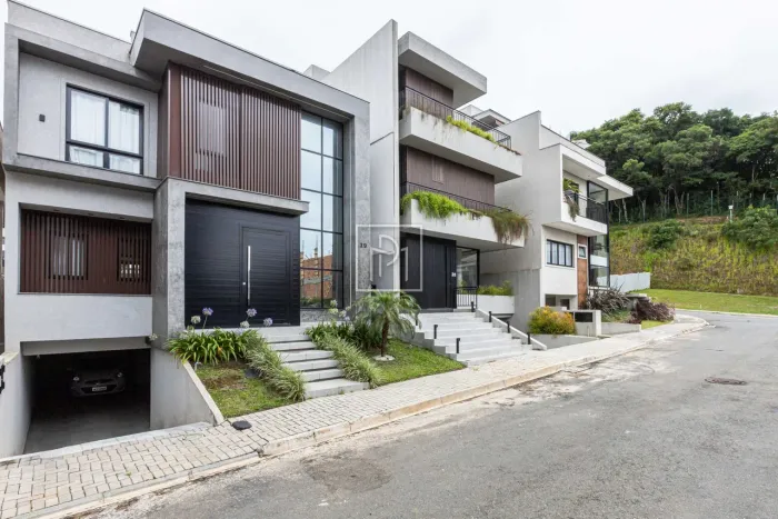 CASA MOBILIADA COM 3 QUARTOS NO CAMPO COMPRIDO