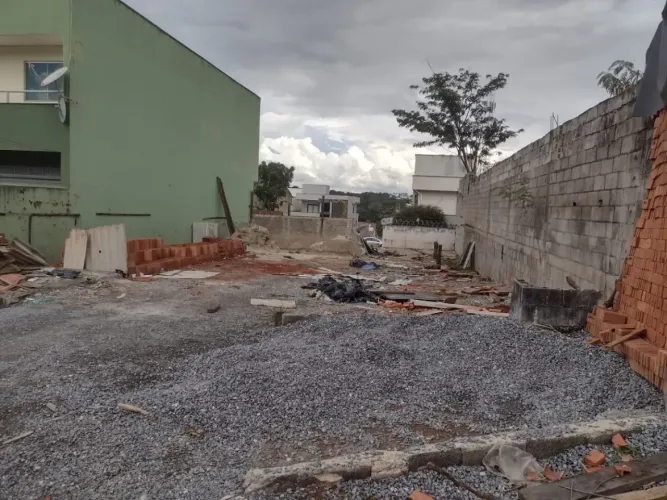 Terreno/lote a venda venda com 338m² Jardim Brasil com Clea Borges - Goiânia - GO