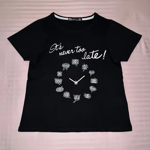 Camiseta Preta ?It?s never too late!?