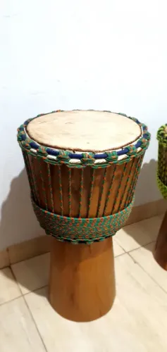Djembe artesanal