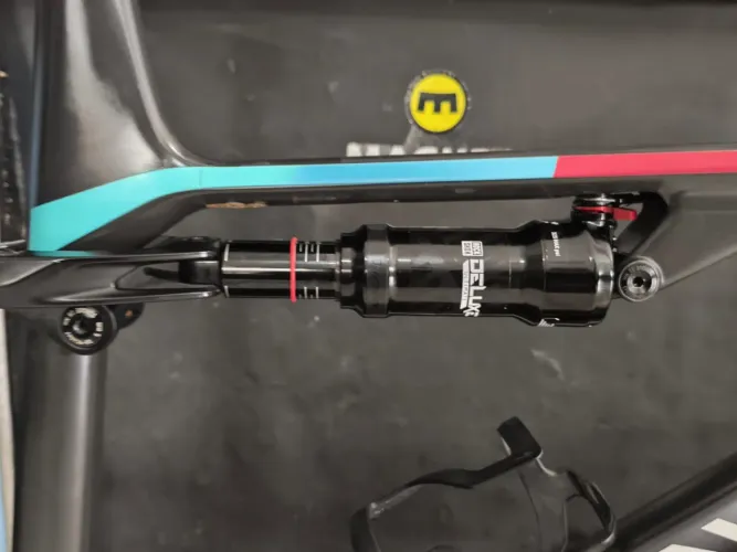 Quadro canyon carbono MTB