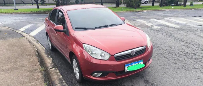 Fiat Grand Siena Attrac. 1.4 EVO F.flex 8V 2013