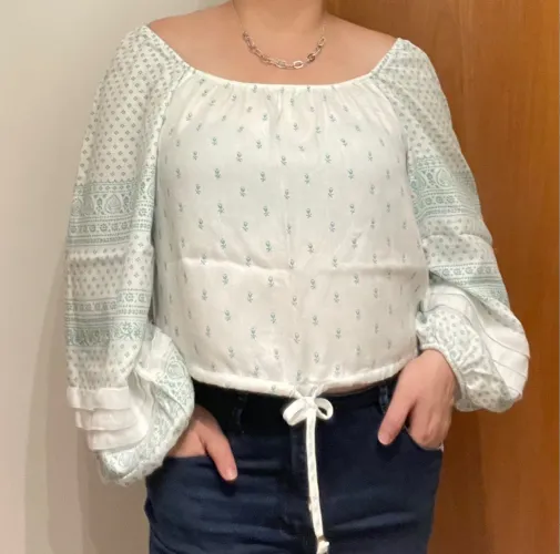 Blusa Damyller c/ mangas bufantes