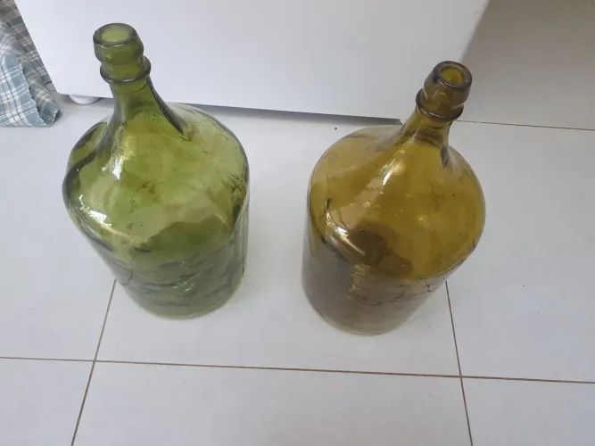 Galões de Vidro Decorativos