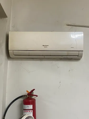 Caixa ar condicionado