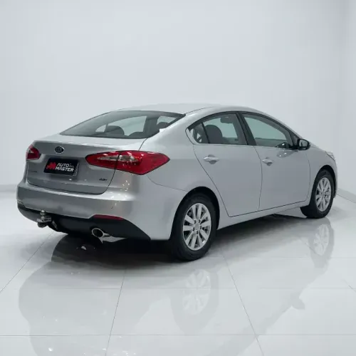 SUCATA KIA CERATO 2016