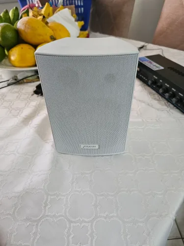 Sistema de Som Excelente Estado FRAHM (Amplificador e 3 caixas de som)