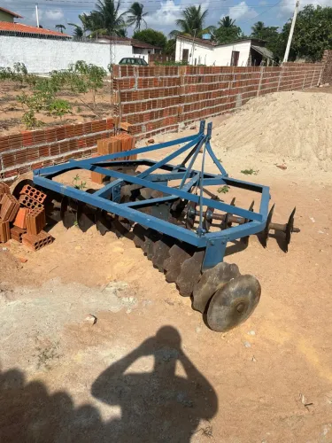 Grade Aradora Agrícola - Perfeita para Preparo do Solo