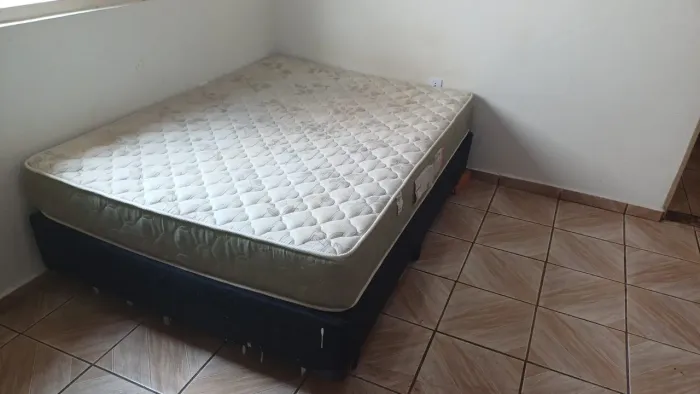 Cama box .medida 1,52