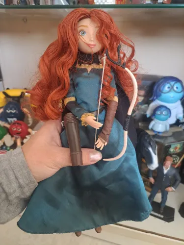 Boneca Merida  e cavalo Angus Disney 