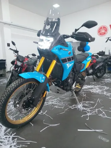 TÉNÉRÉ 700