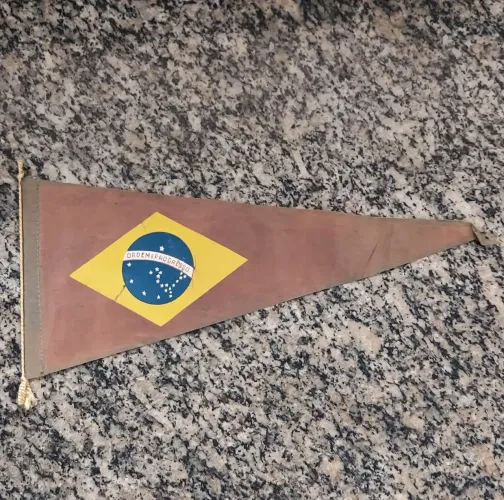 Flâmula Bandeira BRASIL - patriota militar 60 / 70 - memorabília ñ bandeira placa camiseta
