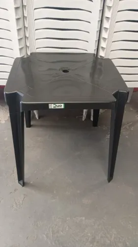 Mesa Plástica 70x70