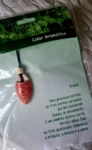 Colar Aromático Triskel em Cerâmica - Novo e Lacrado