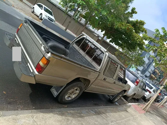 Mitsubishi L200 2.5 4X2 CD Turbo Diesel 1996
