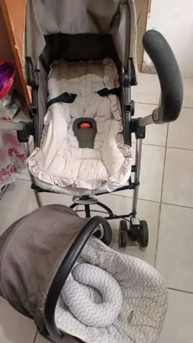Carrinho e bebê conforto 
