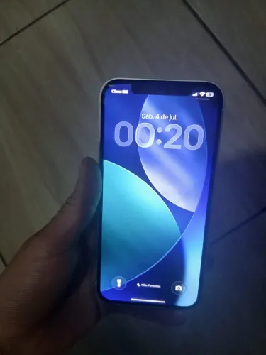 Vende-se iPhone 12 usado apenas 2 mês Valor 1800 pego um em valor menor e volta