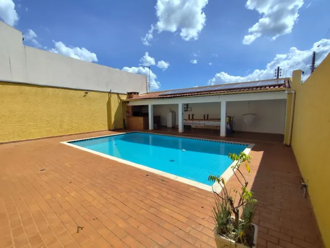 Casa à Venda - Centro, Tupi Paulista