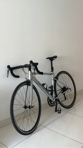 Bike Cannondale speed CAAD 4