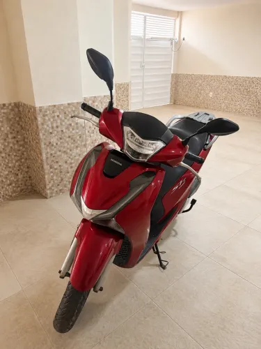 Honda 150 Deluxe automática 2020