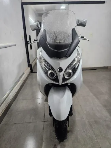 Vendo maxsym 400i