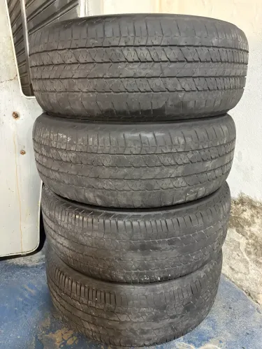 Pneus bridgestone dueler 265/60 r18 da Hilux