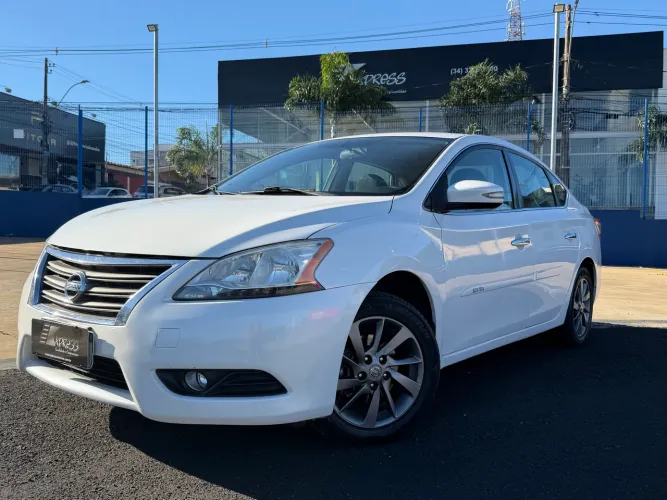 Nissan Sentra SV 2.0 Flexstart 16V Aut. 2014