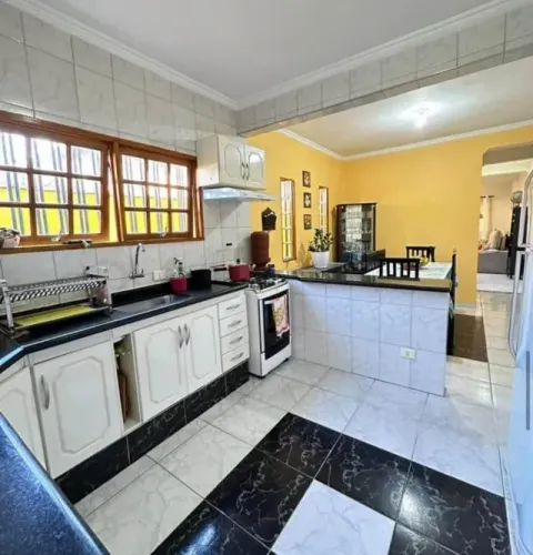 VENDO ESSA CASA NO JAPIIM , PRÓXIMO AO ATACADÃO!