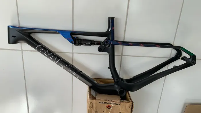 Quadro Caloi Elite Carbon FS Team Henrique Avancini 