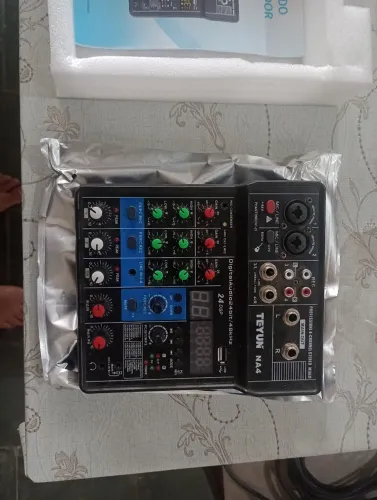 Mesa Teyum Na 4