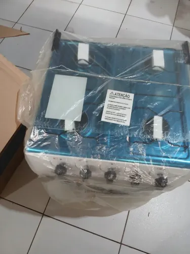 Vendo fogão simples 4 bocas novinho na caixa nunca usado