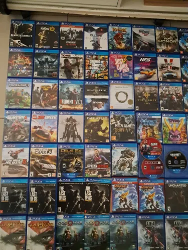 Lote de jogos ps4 so vendo tudo