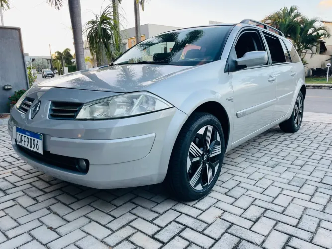 Renault Megane Grand Tour Dynam. Hi-flex 1.6 16V 2013