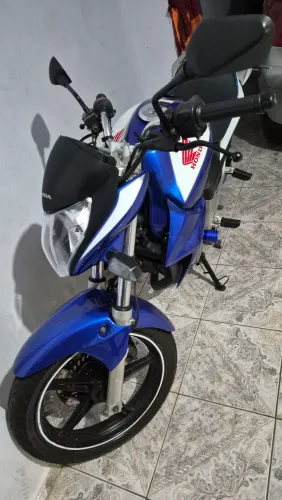 Vendo CB300R AZUL 2014 FLEX