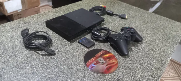 PS2 SLIM destravado leitor excelente