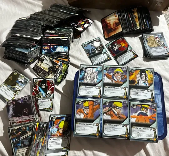 Lote 2 - 1.930 cards antigas de Naruto - várias edições
