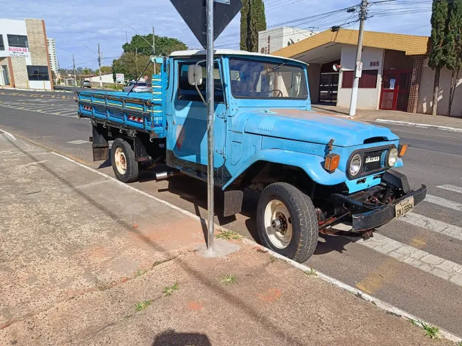 Toyota Band. Jipe 4X4 Sport 3.7 Diesel 1977
