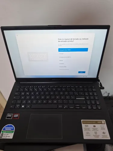Notebook ASUS Vivobook Go 15 E1504FA-BQ5315WS - 8GB / 128GB SSD