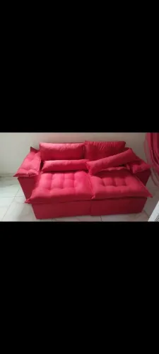 Sofá retrátil 3 lugares na cor vermelha 1.80 cm